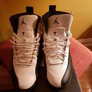 Jordan 12 Taxis